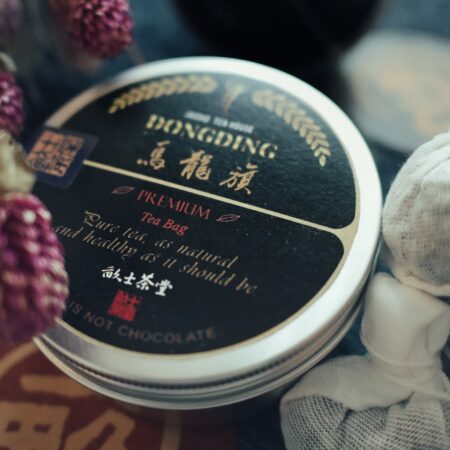 烏龍旗 凍頂烏龍<br>Dong Ding Oolong